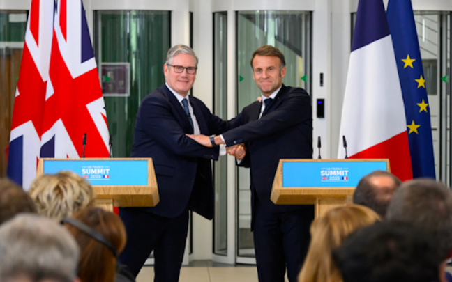 Thỏa thuận lịch sử giữa Pháp và New Caledonia: Canh bạc lớn trong quan hệ quốc tế - Ảnh 2. Thỏa thuận lịch sử giữa Pháp và New Caledonia: Canh bạc lớn trong quan hệ quốc tế - Ảnh 2.