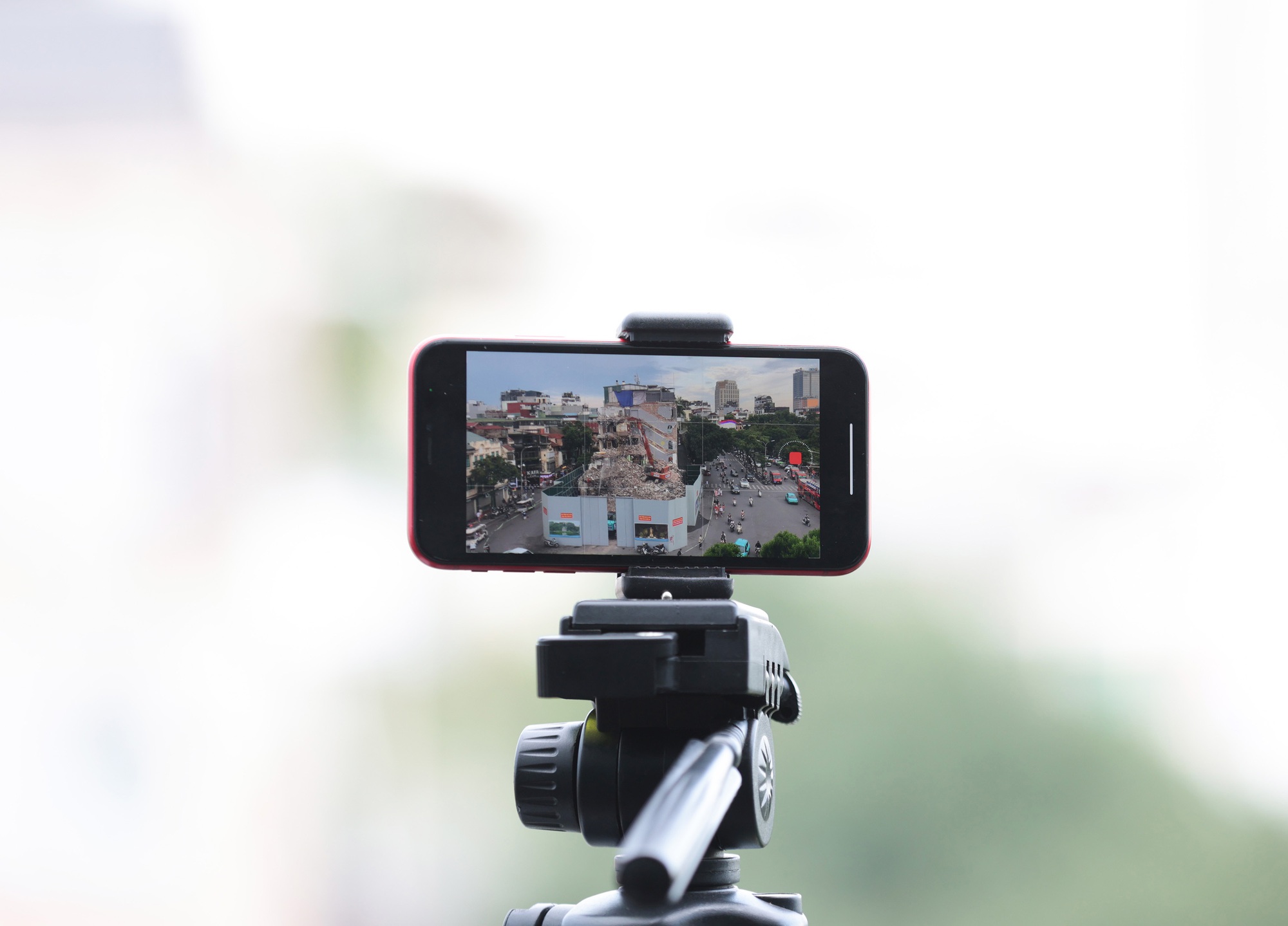 Tháo dỡ tòa nhà Hàm Cá Mập hoàn tất sau một tháng thi công cẩn thận - Ảnh 11.