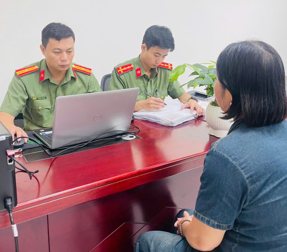 Triệt phá đường dây đưa người đi lao động “ chui ” ở Hàn Quốc với nhiều thủ đoạn tinh vi - Ảnh 2.