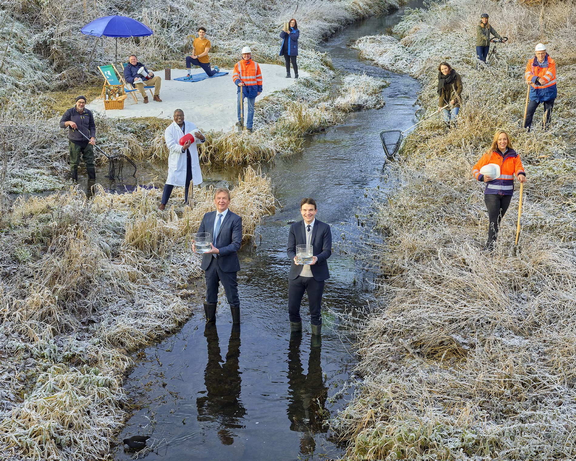 "Mọi thứ tôi sở hữu đều là vàng": Giá vàng lập đỉnh, Phụ nữ vùng đất này sở hữu lượng vàng khủng nhờ 1 bí kíp - Ảnh 2.