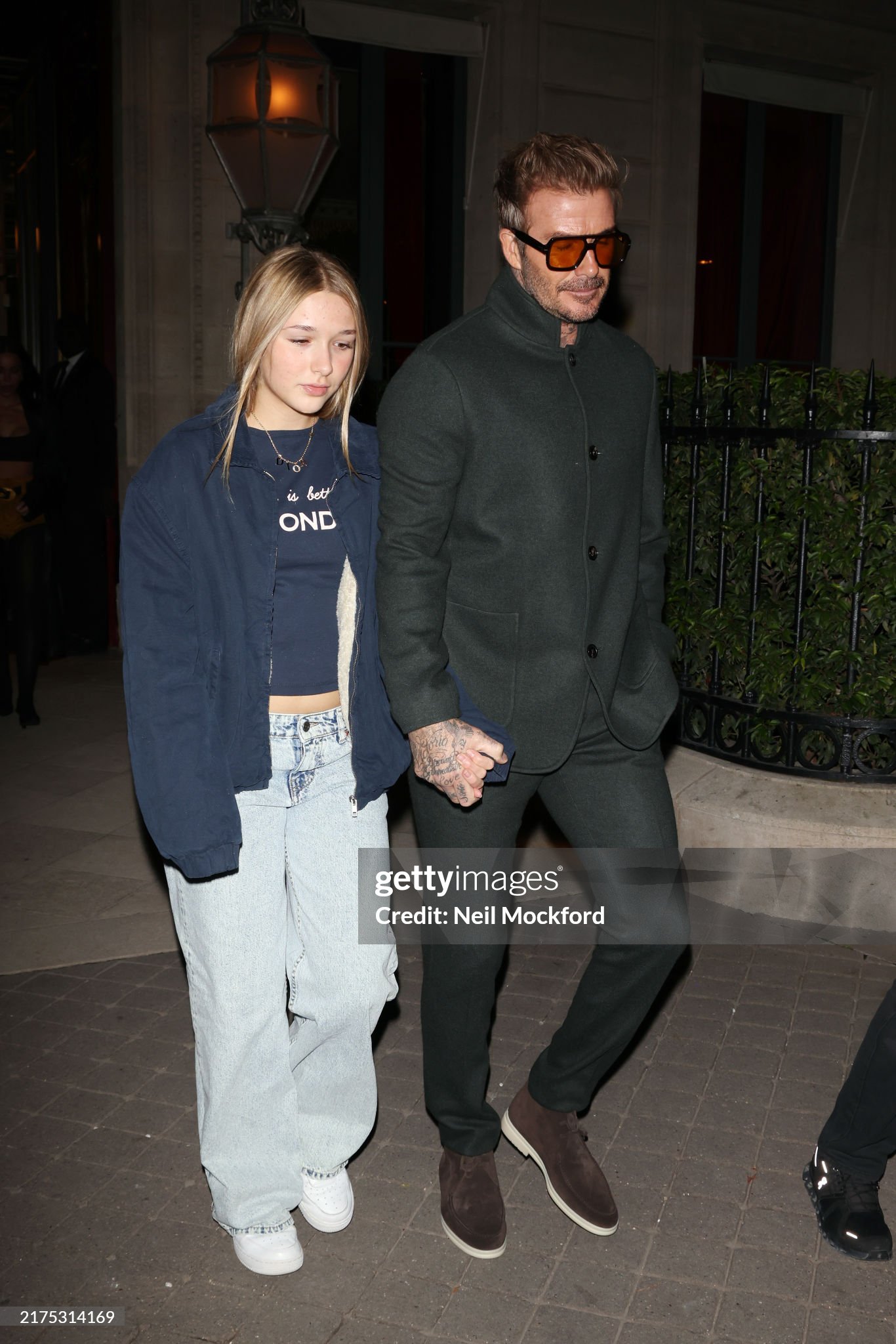 Ch&ugrave;m ảnh Harper Beckham: 14 tuổi đ&atilde; ra d&aacute;ng fashionista, chuẩn bị tiếp quản brand thời trang ri&ecirc;ng do bố mẹ lập ra - Ảnh 14.