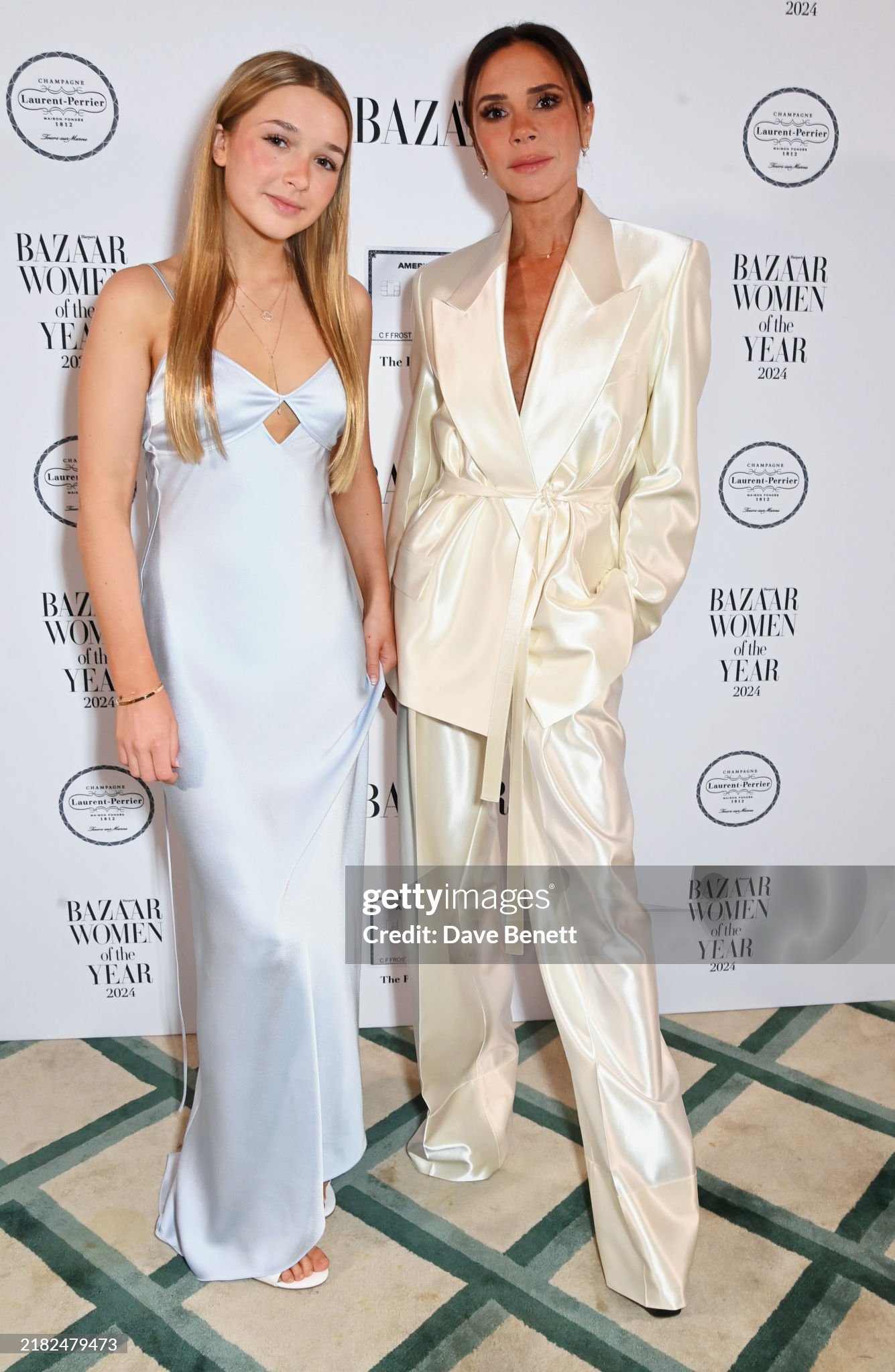 Ch&ugrave;m ảnh Harper Beckham: 14 tuổi đ&atilde; ra d&aacute;ng fashionista, chuẩn bị tiếp quản brand thời trang ri&ecirc;ng do bố mẹ lập ra - Ảnh 41.