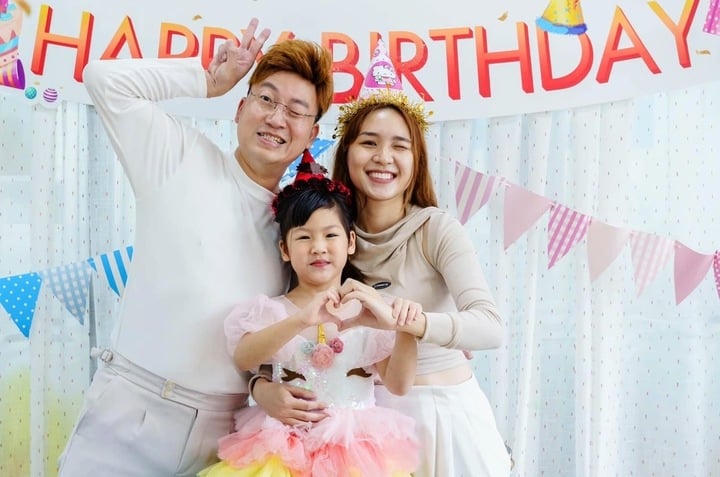 Nhạc sĩ nổi tiếng từng 2 lần mổ não, 5 năm sống như người thực vật giờ ra sao? - Ảnh 4.