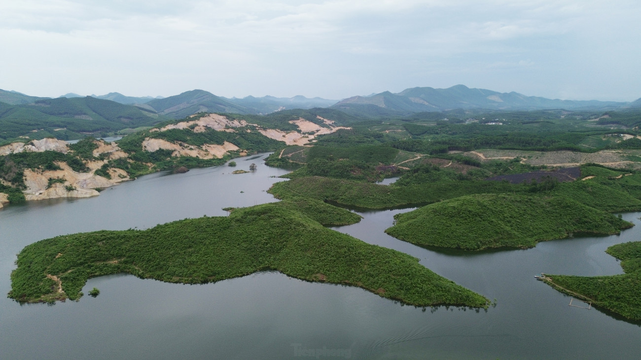 Cận cảnh hồ Cánh Tạng – đại thủy nông lớn nhất miền Bắc sắp vận hành - Ảnh 7.