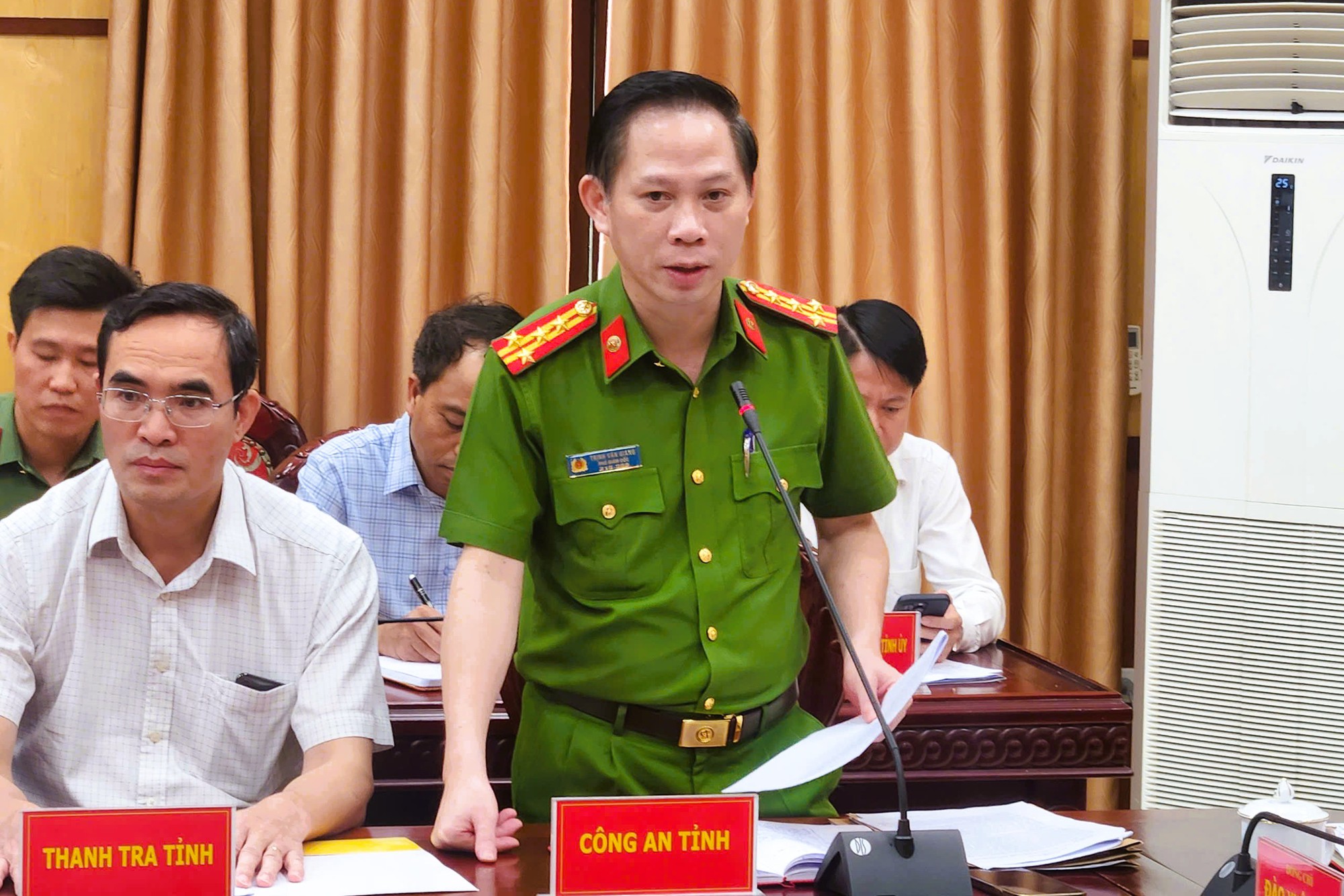 Công an thanh hóa trấn áp băng nhóm tội phạm có tổ chức không có vùng cấm - Ảnh 1.