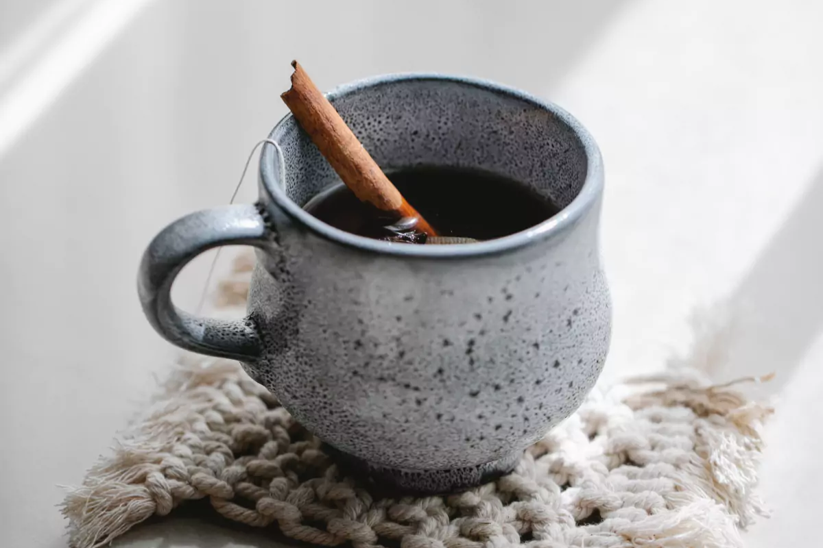 Người dân Đà Nẵng đổ vào rừng nhặt "lộc trời" bay có giá đến nửa triệu/kg: Công dụng tuyệt vời thế này bảo sao "đắt đỏ"? - Ảnh 3.