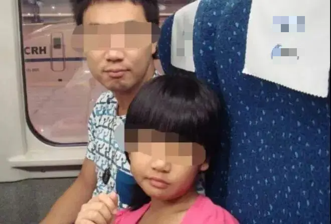 Câu chuyện rùng mình về bé gái suýt bị bắt cóc trên tàu hỏa - Ảnh 1. Câu chuyện rùng mình về bé gái suýt bị bắt cóc trên tàu hỏa - Ảnh 1.
