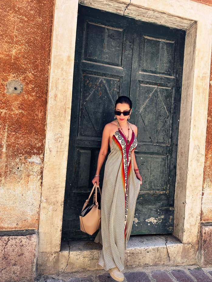 Tuổi 60 vẫn "dại trai" của MC Nguyễn Cao Kỳ Duyên - Ảnh 3. Tuổi 60 vẫn "dại trai" của MC Nguyễn Cao Kỳ Duyên - Ảnh 3.