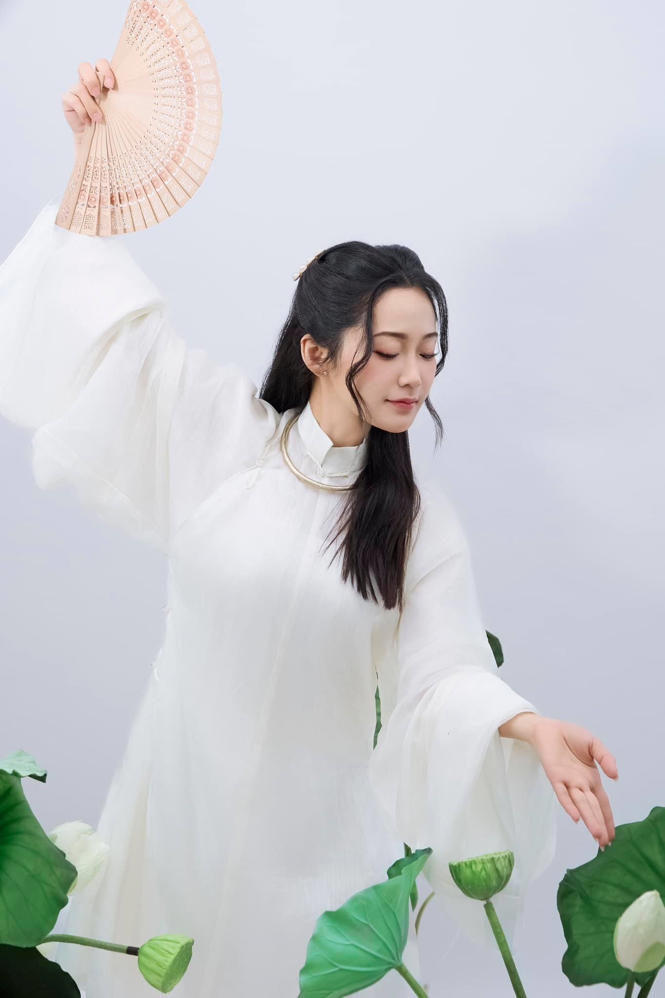 Sao nhí Kính Vạn Hoa dậy thì thành công sau 20 năm, cả nhan sắc lẫn học vấn đều trên cả tuyệt vời - Ảnh 9.