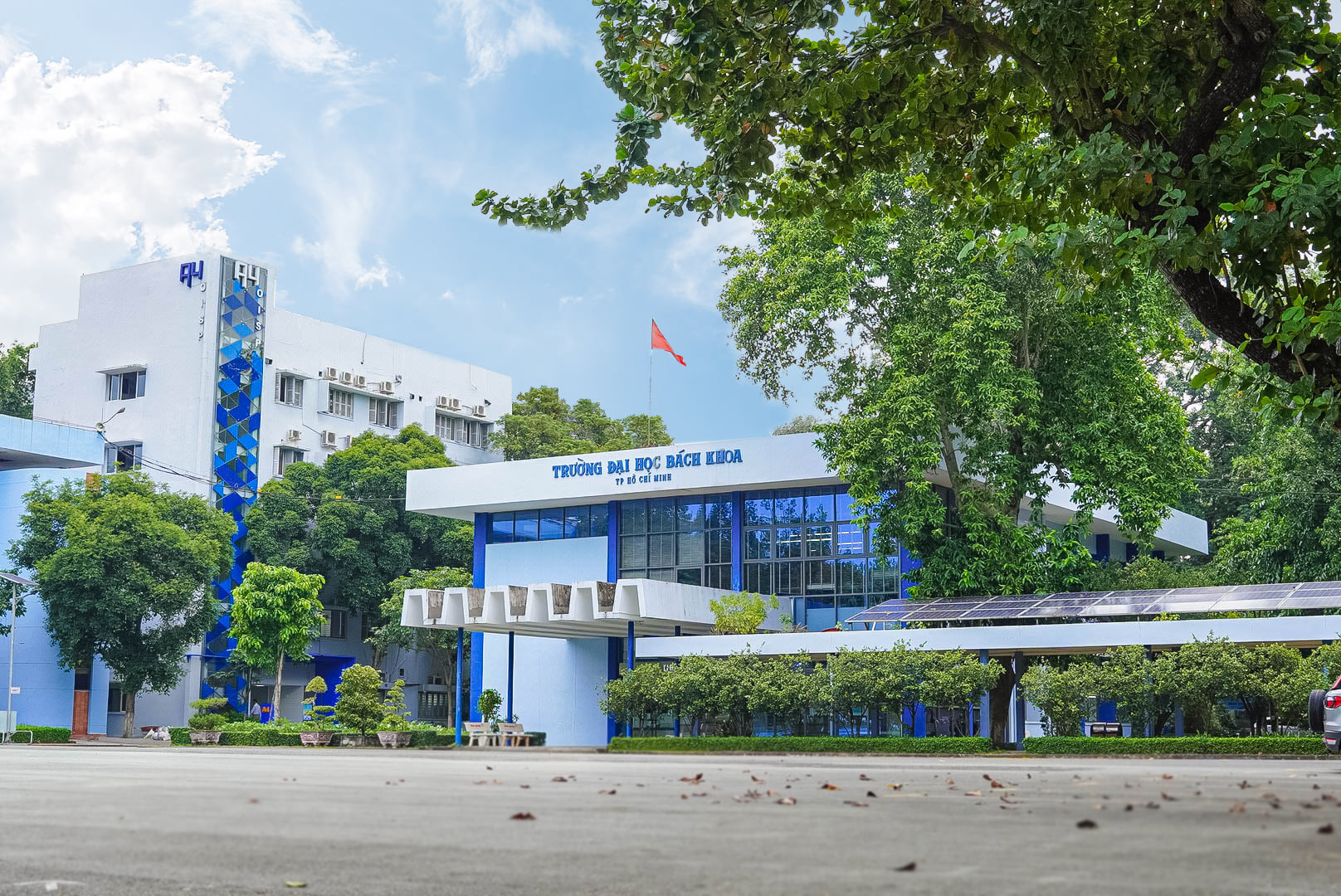 Trường ĐH Bách khoa TP. HCM: Địa chỉ ưu tiên hàng đầu cho sinh viên có việc làm cao - Ảnh 2. Trường ĐH Bách khoa TP. HCM: Địa chỉ ưu tiên hàng đầu cho sinh viên có việc làm cao - Ảnh 2.