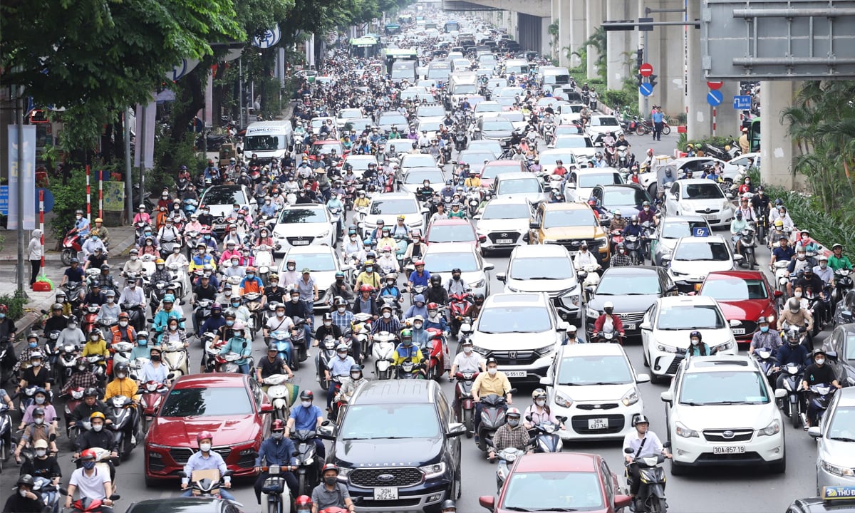 Hà Nội cấm xe máy xăng ở nội đô: Thời điểm chín muồi cứu môi trường Thủ đô - Ảnh 1.