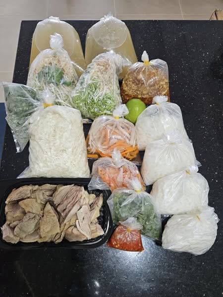 Vụ bún vịt 1 triệu đồng tại chợ Bến Thành gây xôn xao dư luận - Ảnh 2.