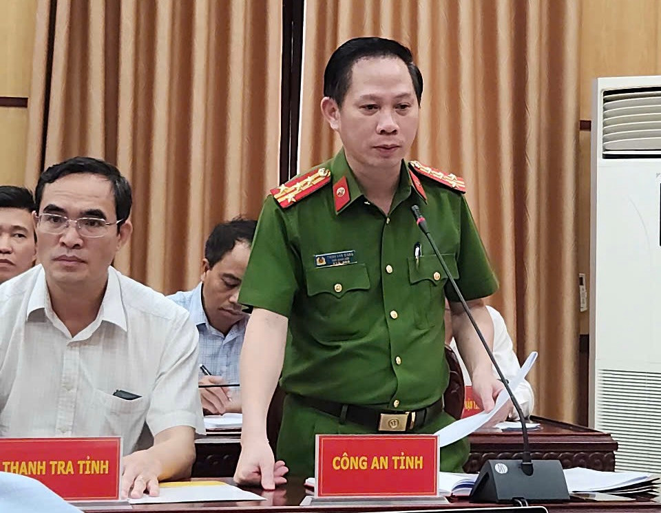 Công an khởi tố hiệu trưởng và 5 giáo viên ở Thanh Hóa vì gian lận thi cử - Ảnh 1.