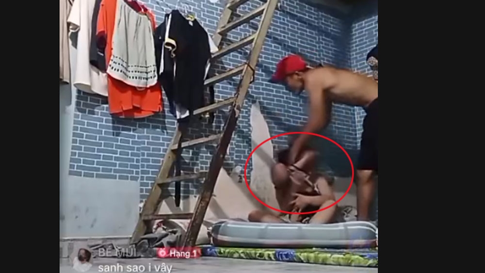 Cô gái ôm con nhỏ bị hành hung: Trung cá chép đã bỏ trốn khỏi hiện trường - Ảnh 1.