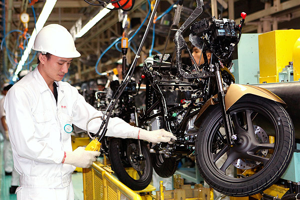 Chiếm 83% thị phần Việt Nam, "vua xe máy xăng" Honda tuyên bố muốn dẫn đầu cả mảng xe máy điện - Ảnh 2.