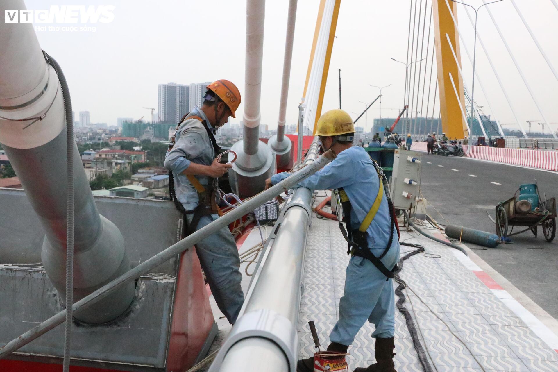 Cận cảnh cầu Hoàng Gia 2 . 300 Tỷ đồng trước ngày thông xe tại Hải Phòng - Ảnh 12.