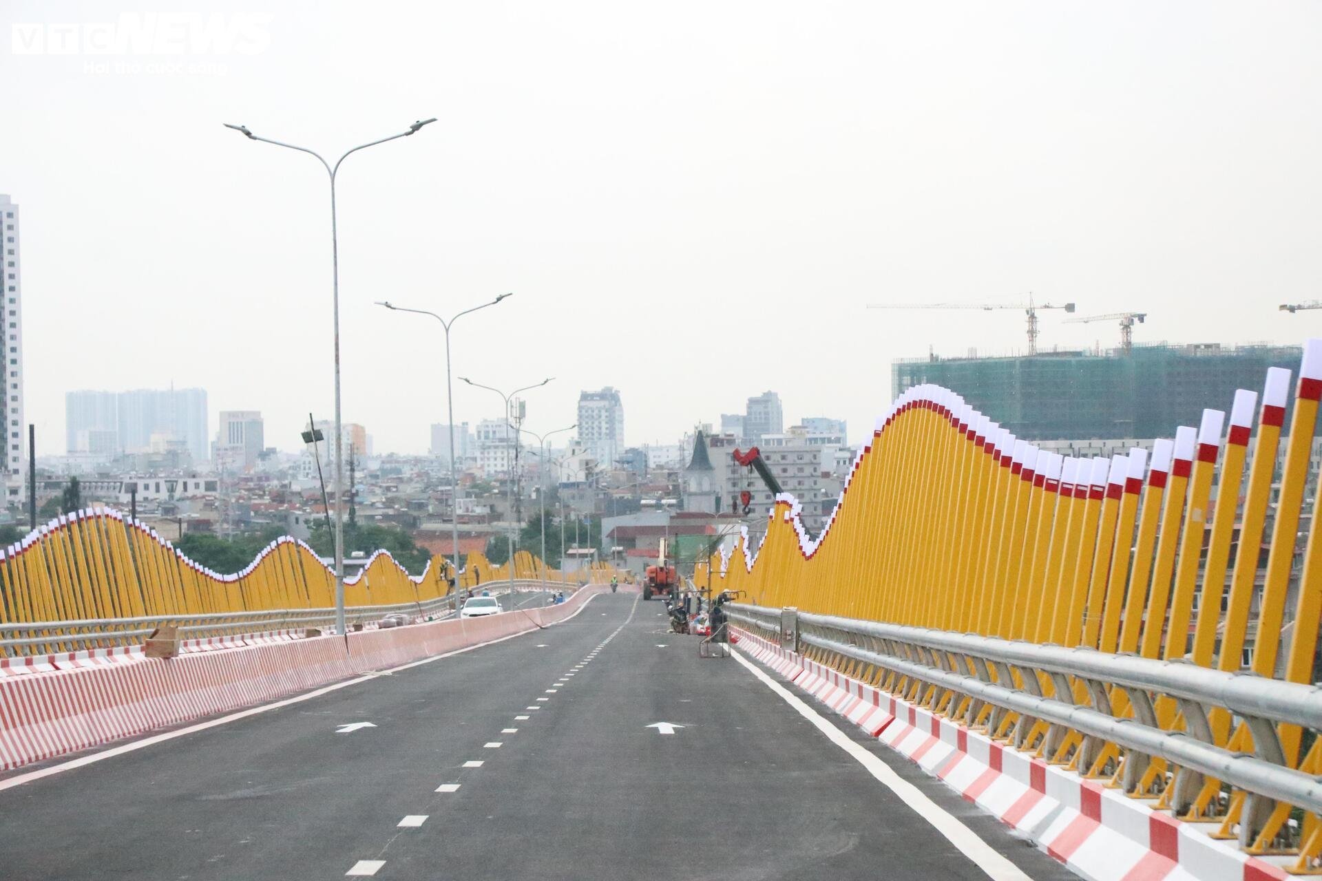 Cận cảnh cầu Hoàng Gia 2 . 300 Tỷ đồng trước ngày thông xe tại Hải Phòng - Ảnh 11.