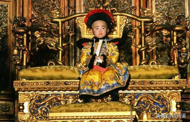 Phổ Nghi 9 tuổi vẫn còn thói quen kỳ quặc này khiến ai thấy cũng ái ngại: Cuối đời ông đã nói ra sự thật - Ảnh 2.
