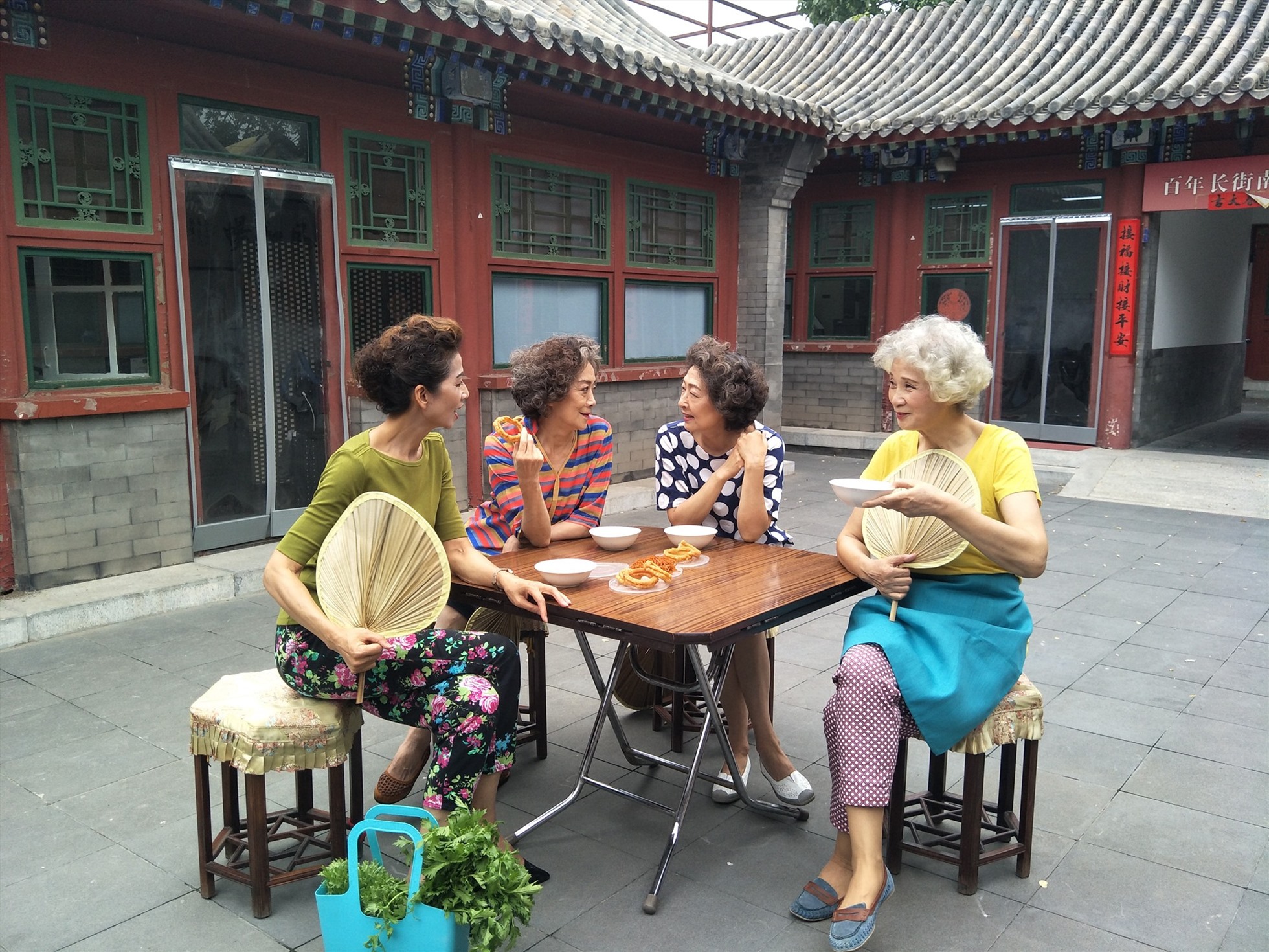 Thấy bạn bè lo tuổi già, tôi chỉ làm 1 việc duy nhất giờ ai cũng hỏi: Sao an nhàn cả về tiền bạc lẫn tinh thần giỏi vậy?- Ảnh 1. Thấy bạn bè lo tuổi già, tôi chỉ làm 1 việc duy nhất giờ ai cũng hỏi: Sao an nhàn cả về tiền bạc lẫn tinh thần giỏi vậy?- Ảnh 1.