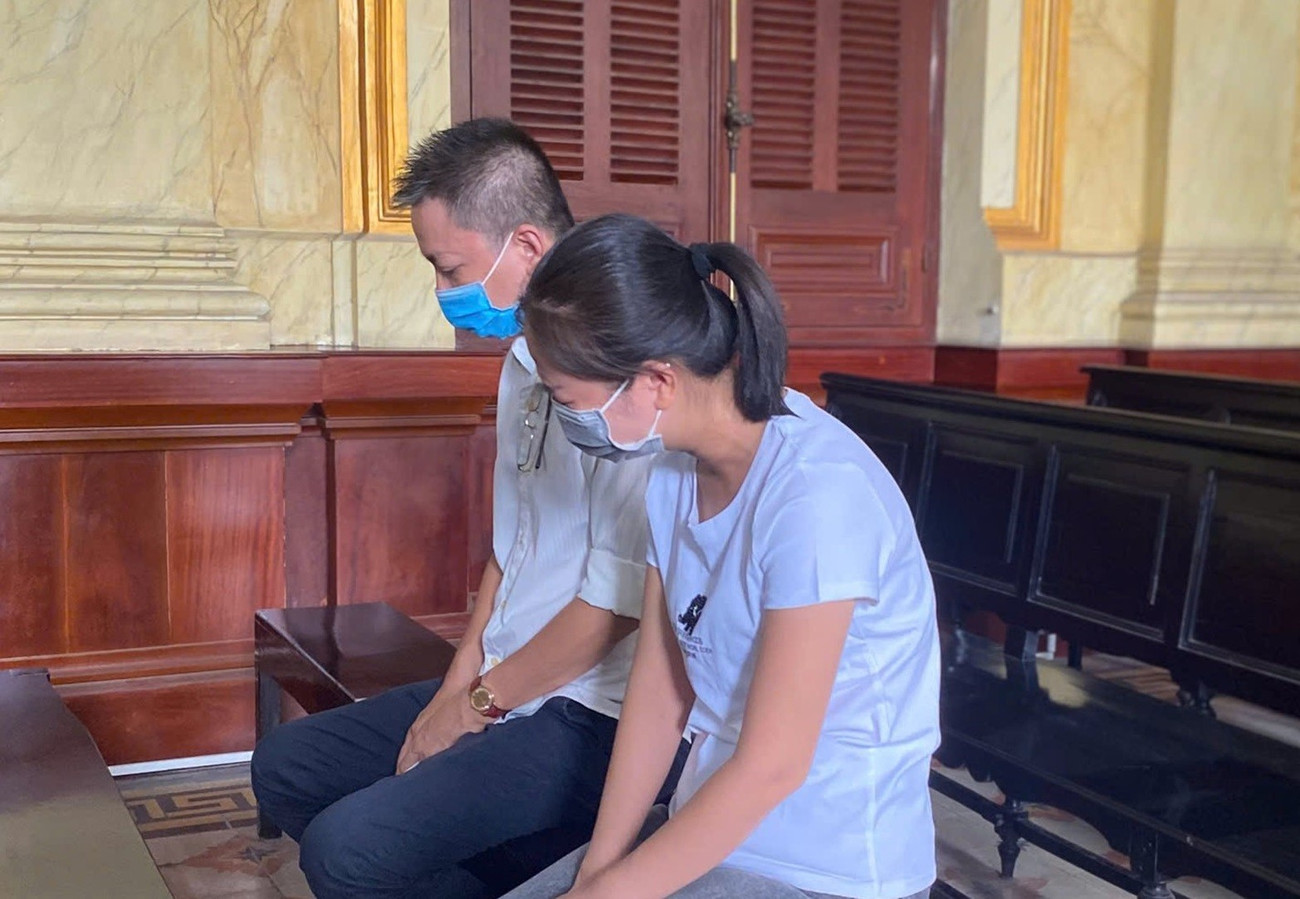 3 Cựu công an bị lừa tiền tỷ nhờ ' chạy án ' từ nữ chủ quán Spa Tây Sơn - Ảnh 2.