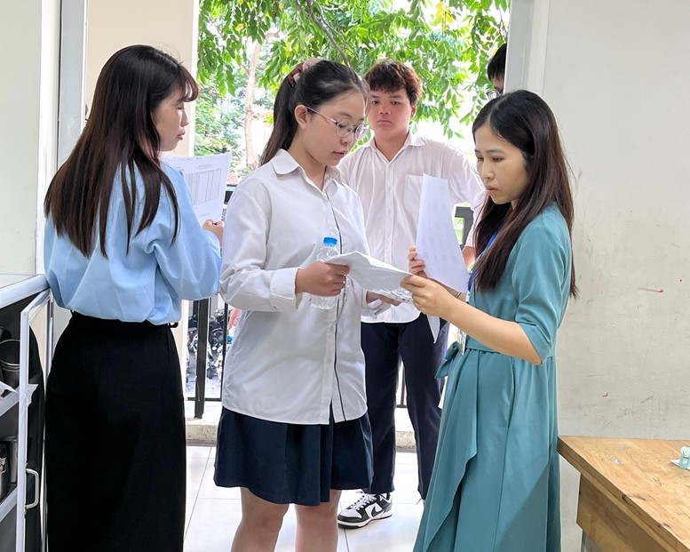 Tra cứu điểm thi tốt nghiệp THPT 2025 trên Cổng thông tin điện tử Chính phủ từ 8h ngày 16 / 7 - Ảnh 1.