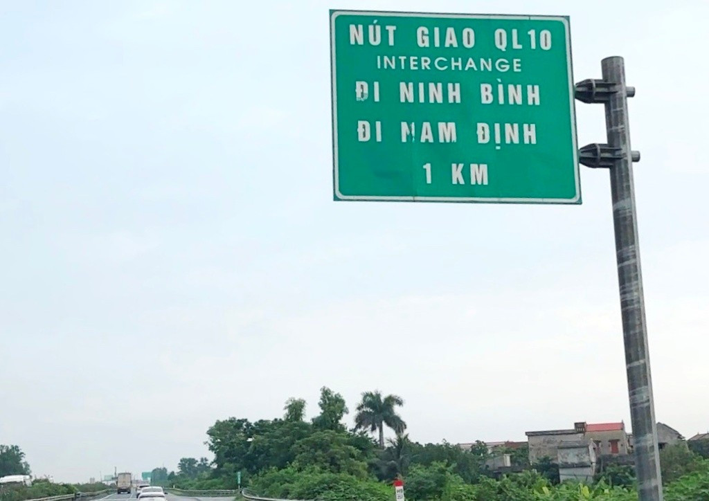 Cập nhật biển báo cao tốc Bắc Nam: Địa danh không còn tồn tại - Ảnh 3.