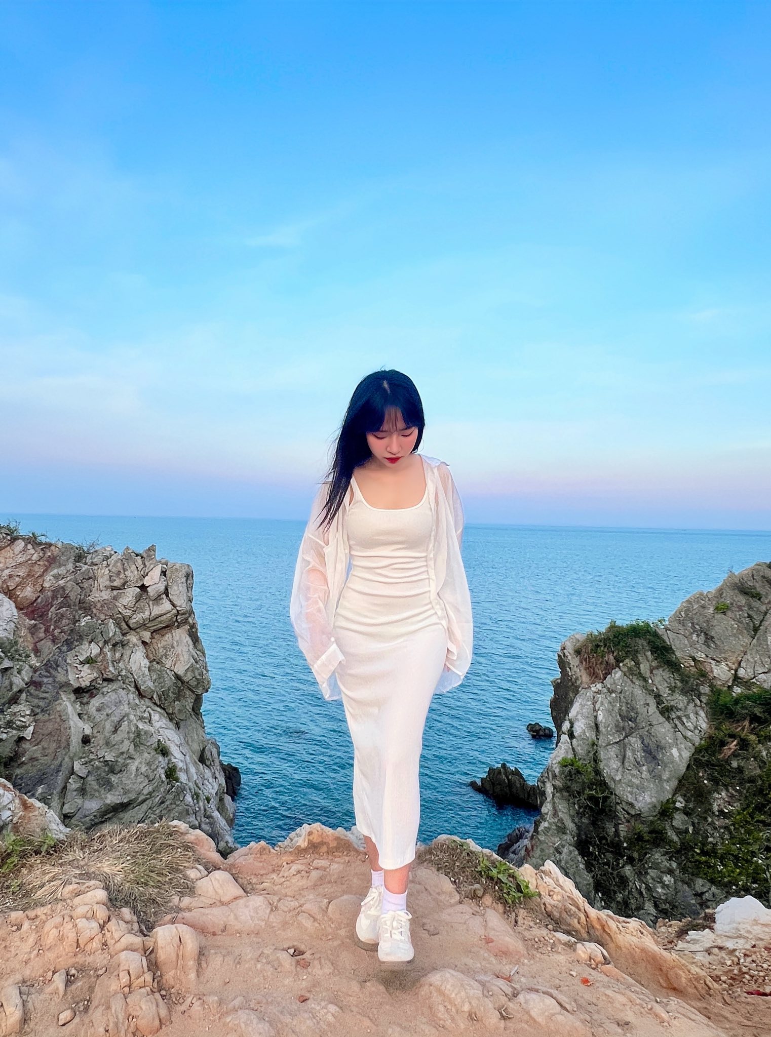 "Nam thần" U23 Việt Nam lên xe hoa cùng hot girl tốt nghiệp xuất sắc NEU, visual cô dâu chú rể gây sốt- Ảnh 11.