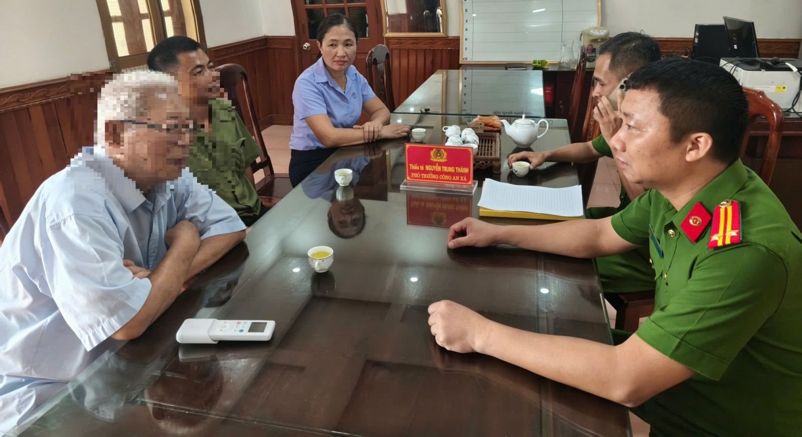 Cụ Ông Phải Trả 520 Triệu Đồng Vì Chậm Trả Hơn 7 Triệu Tiền Cước Viễn Thông Mà Ông Không Hề Sử Dụng, Công An Vào Cuộc Làm Rõ 1 Anh 2 1752547593931 17525475943242060651156
