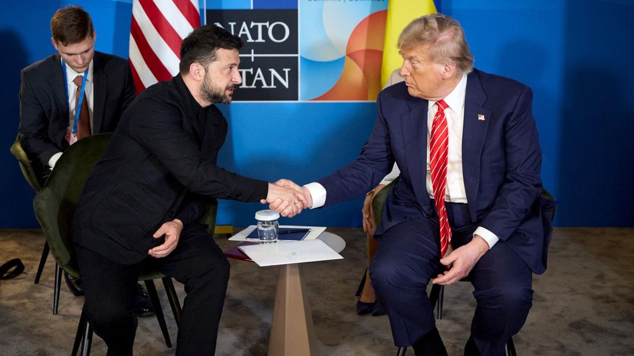 H&atilde;ng tin Nga t&igrave;m cậu b&eacute; chụp ảnh chung với Tổng thống Vladimir Putin c&aacute;ch đ&acirc;y 25 năm - Ảnh 2.