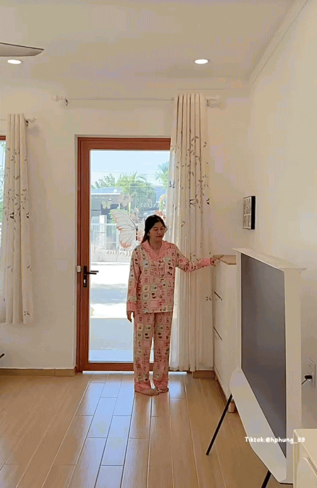 Bỏ phố về quê, cô gái 26 tuổi xây nhà vườn hơn 120m2, dân tình soi ngay một món đồ trong bếp, nặng hơn 100kg mà đẩy đi đẩy lại ngon lành- Ảnh 6.