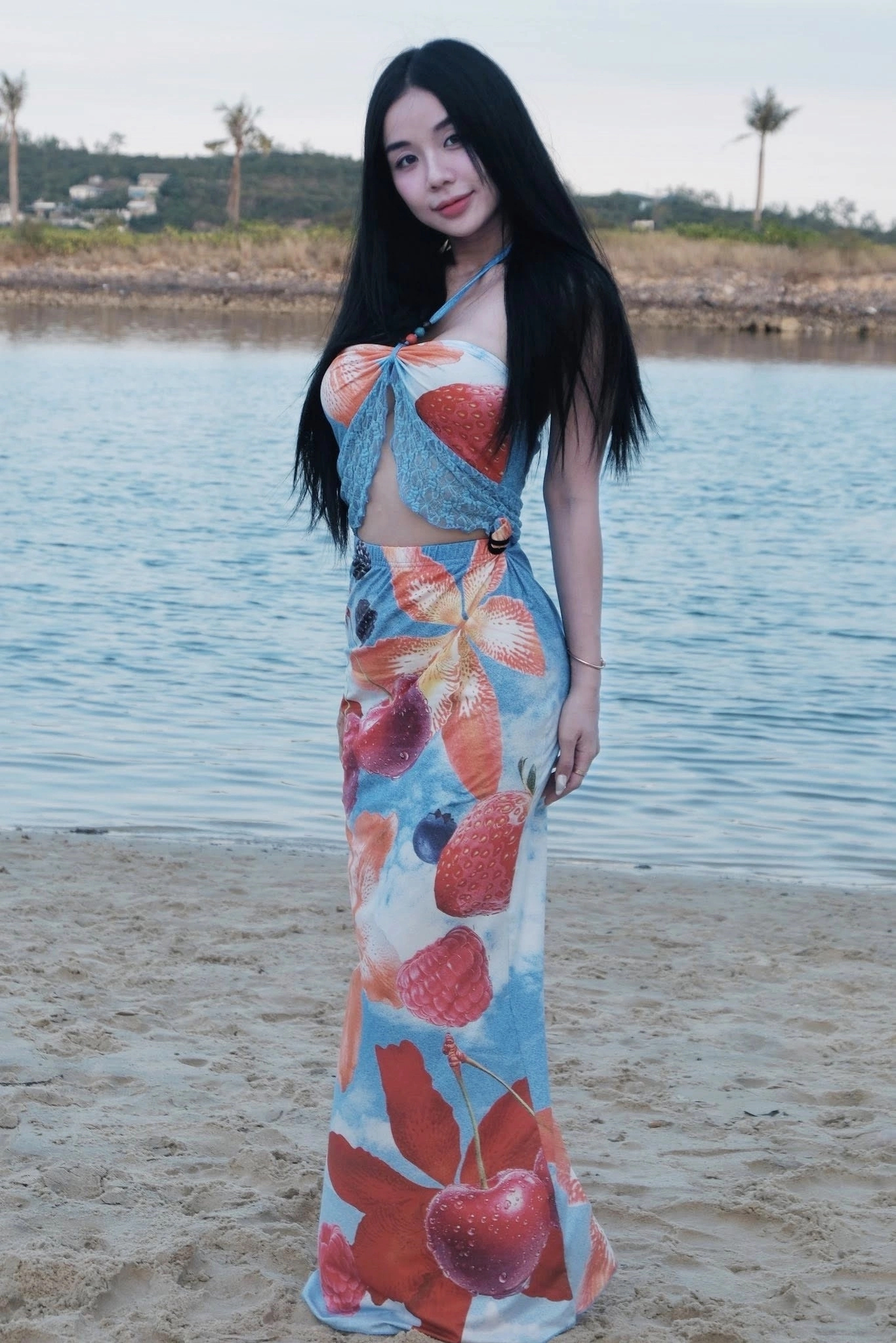 Cindy Lư gái 2 con sở hữu sắc vóc gái son phải mơ ước: Có 5 bí quyết đáng học hỏi để tự tin diện từ croptop bé xíu đến bikini cắt xẻ táo bạo- Ảnh 3. Cindy Lư gái 2 con sở hữu sắc vóc gái son phải mơ ước: Có 5 bí quyết đáng học hỏi để tự tin diện từ croptop bé xíu đến bikini cắt xẻ táo bạo- Ảnh 3.