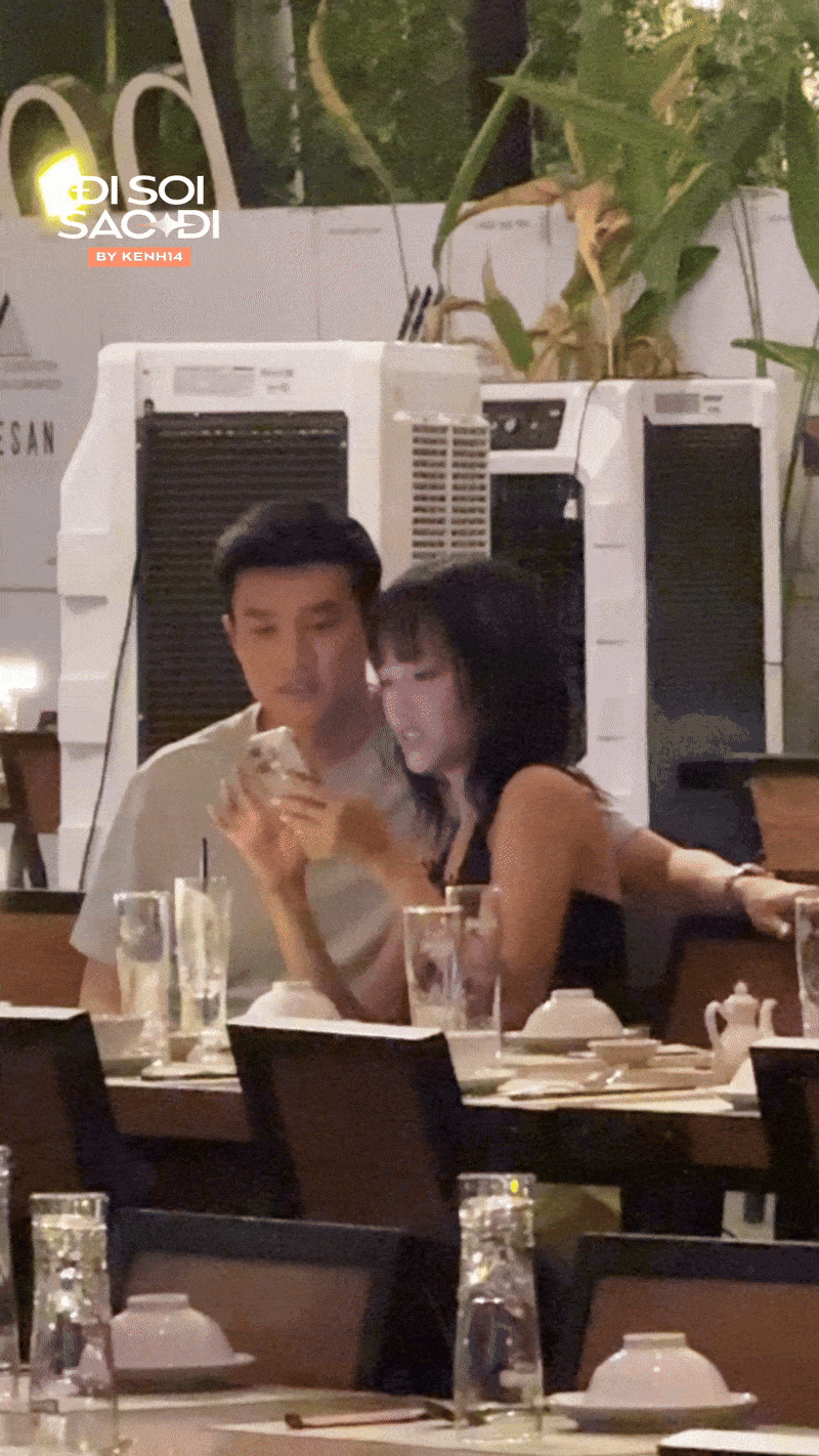 Quốc Trường lại bị tóm kè kè thân thiết bên sao nữ hậu lộ hình bên gái xinh 2001 - Ảnh 2. Quốc Trường lại bị tóm kè kè thân thiết bên sao nữ hậu lộ hình bên gái xinh 2001 - Ảnh 2.