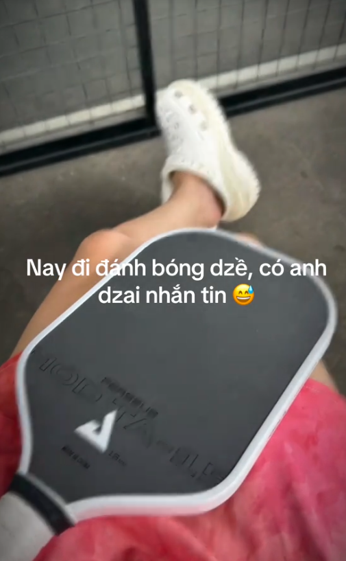 Pickleball: “Đánh dở thì hét nhỏ thôi, nhức đầu vô cùng”- Ảnh 3. Pickleball: “Đánh dở thì hét nhỏ thôi, nhức đầu vô cùng”- Ảnh 3.