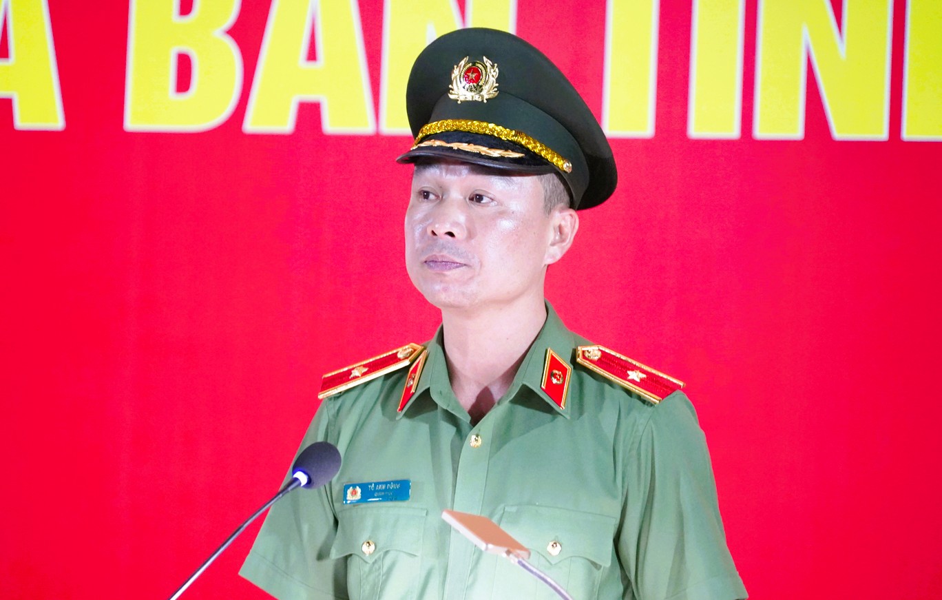 Thiếu tướng T&ocirc; Anh Dũng ph&aacute;t lệnh ra qu&acirc;n trấn &aacute;p tội phạm- Ảnh 1.