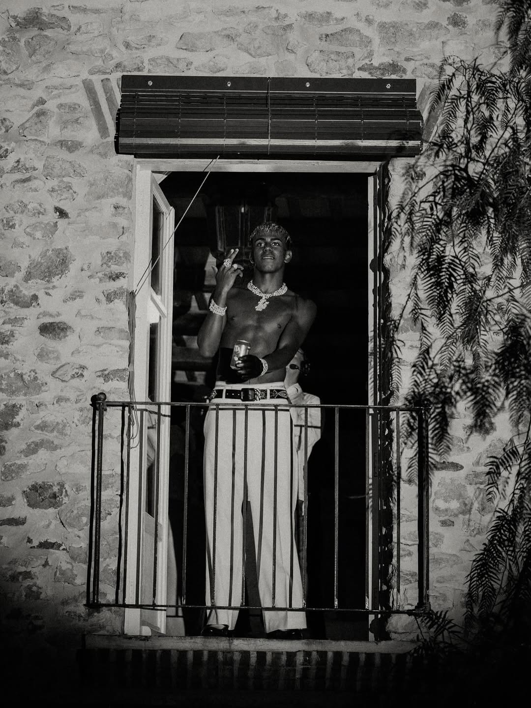 Lộ hình ảnh trong tiệc sinh nhật xa hoa của Lamine Yamal, vừa 18 tuổi đã dính lùm xùm lớn, bị chỉ trích dữ dội- Ảnh 8. Lộ hình ảnh trong tiệc sinh nhật xa hoa của Lamine Yamal, vừa 18 tuổi đã dính lùm xùm lớn, bị chỉ trích dữ dội- Ảnh 8.