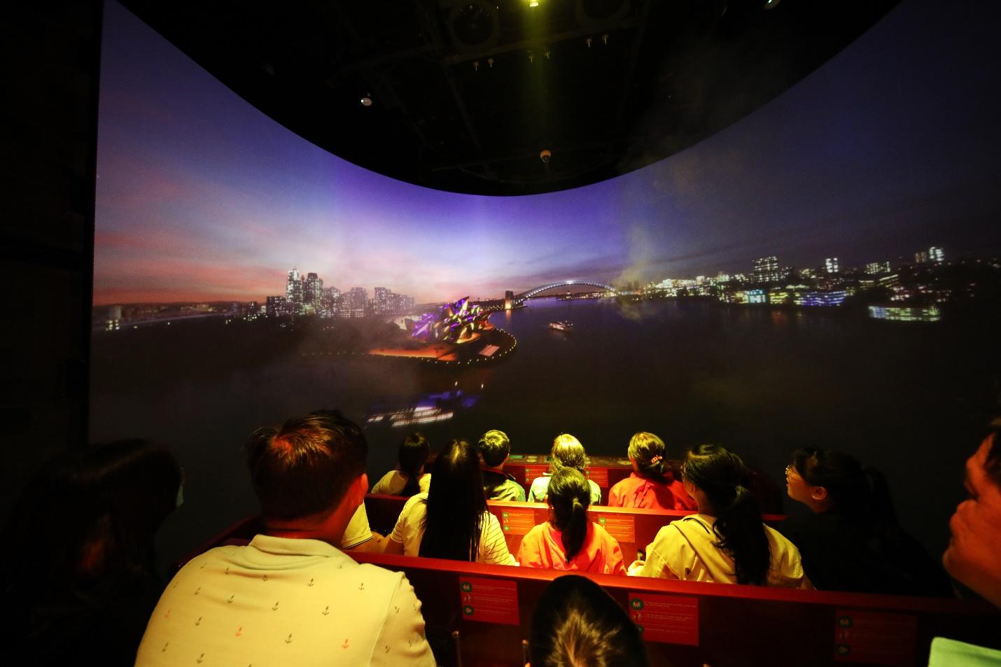 Học sinh xuất sắc h&aacute;o hức cầm giấy khen đi chơi miễn ph&iacute; B&agrave; N&agrave; - Ảnh 6.