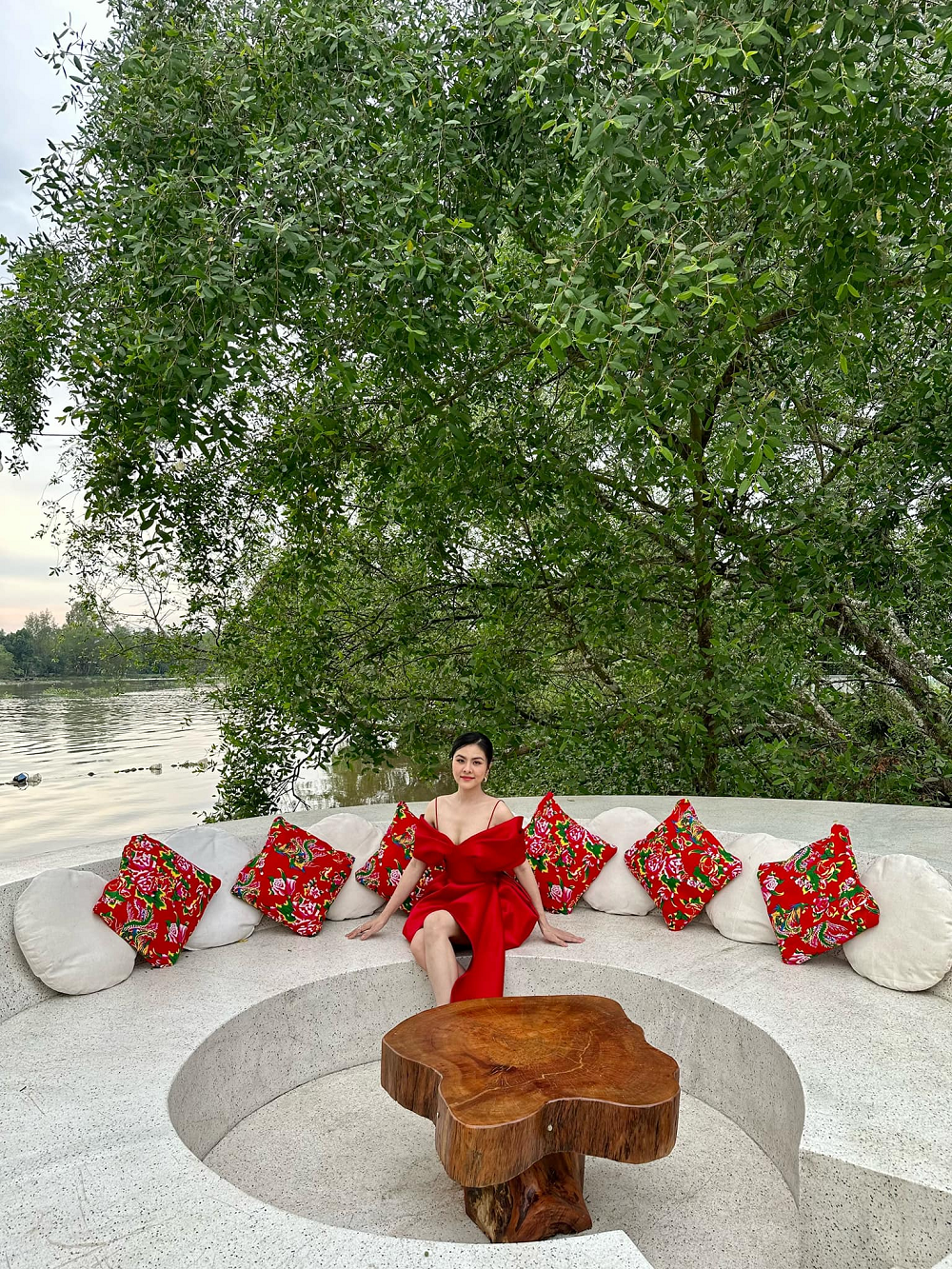 Diễn viên Vân Trang: Ở biệt thự 1000m2, bà chủ khu du lịch sinh thái, hạnh phúc viên mãn- Ảnh 14.