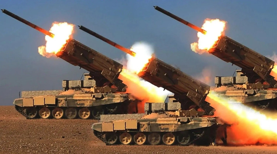 Nga sử dụng hỏa thần TOS - 3 Dragon tấn công Myrnohrad khiến Ukraine lo ngại - Ảnh 1.