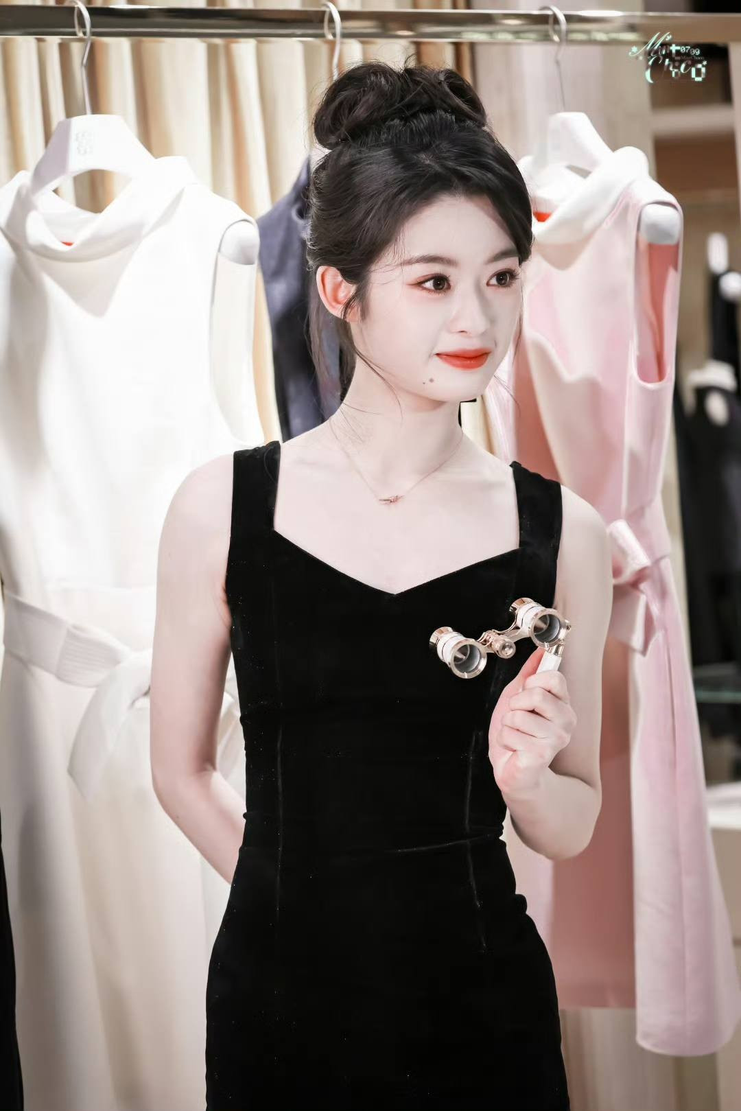 - Ảnh 3. - Ảnh 3.