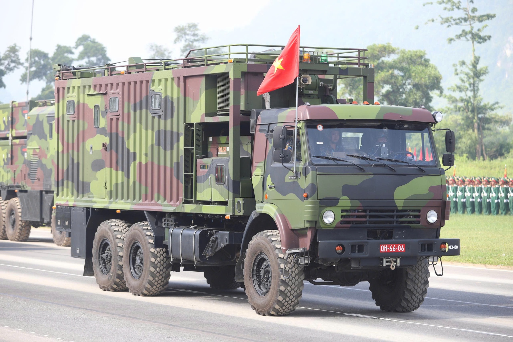 Hợp luyện diễu binh chuẩn bị cho lễ Quốc khánh 2 - 9 tại Hà Nội - Ảnh 7.