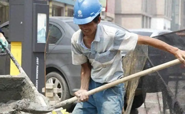 5 câu nói cha mẹ EQ thấp làm tổn thương con trẻ sau khi thi tốt nghiệp - Ảnh 1.