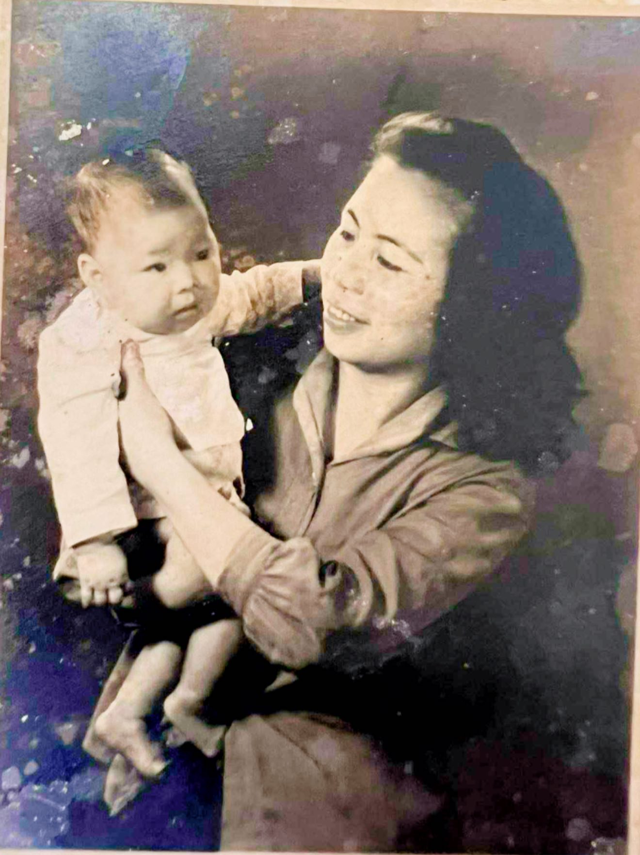Mẹ ruột NSND Hồng Vân tuổi 86: Trẻ đẹp, minh mẫn vẫn cho con gái đại gia mượn tiền - Ảnh 3.