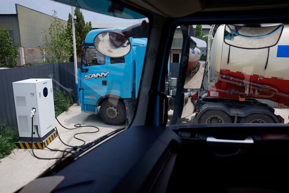 Bùng nổ xe tải điện ở Trung Quốc: Trạm sạc mọc khắp nơi, yên tâm đi 2.000km từ Bắc Kinh đến Vân Nam - Ảnh 3.