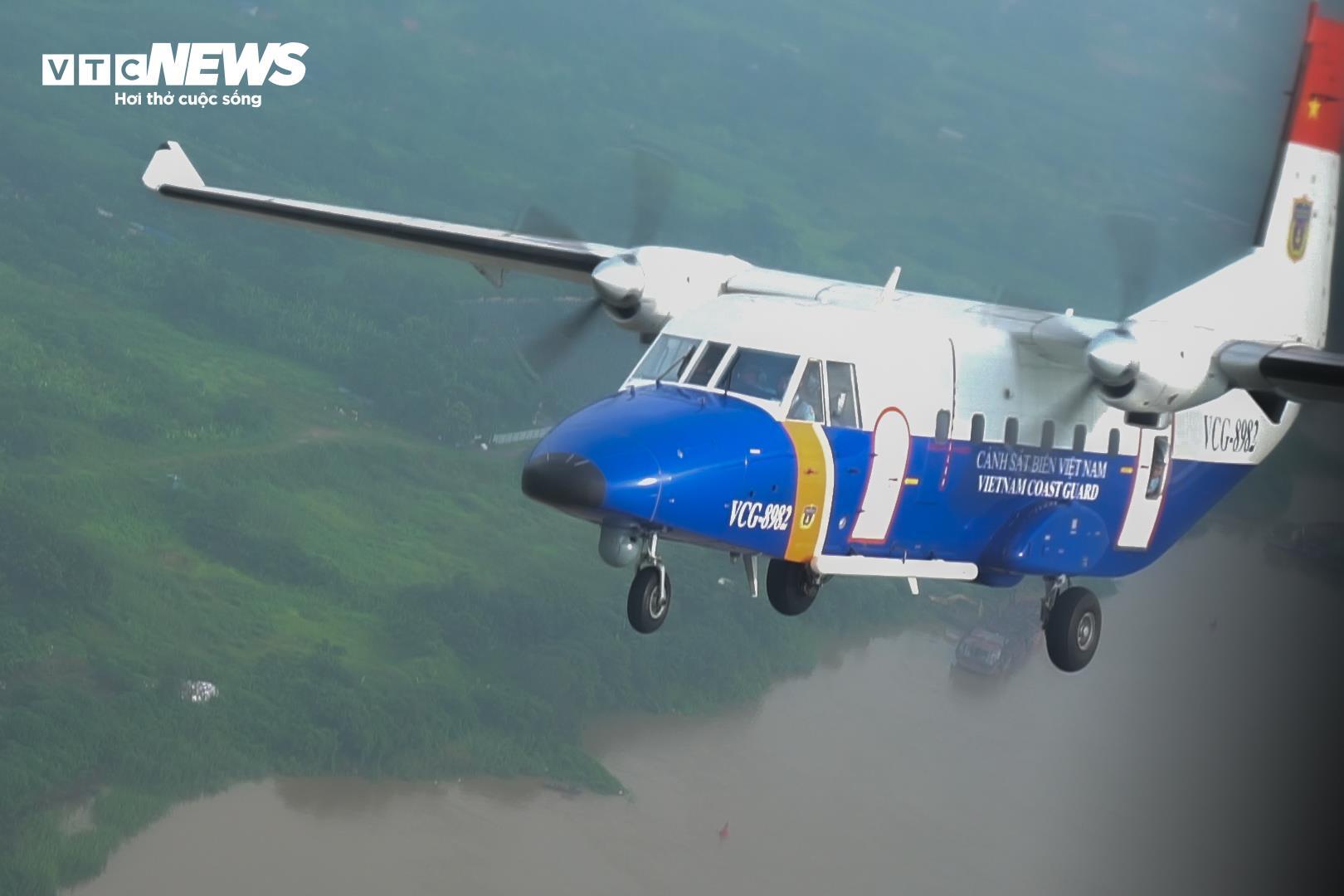 Dàn ' ngựa thồ ' huấn luyện bay diễu binh 2 / 9 trên bầu trời Hà Nội - Ảnh 11.