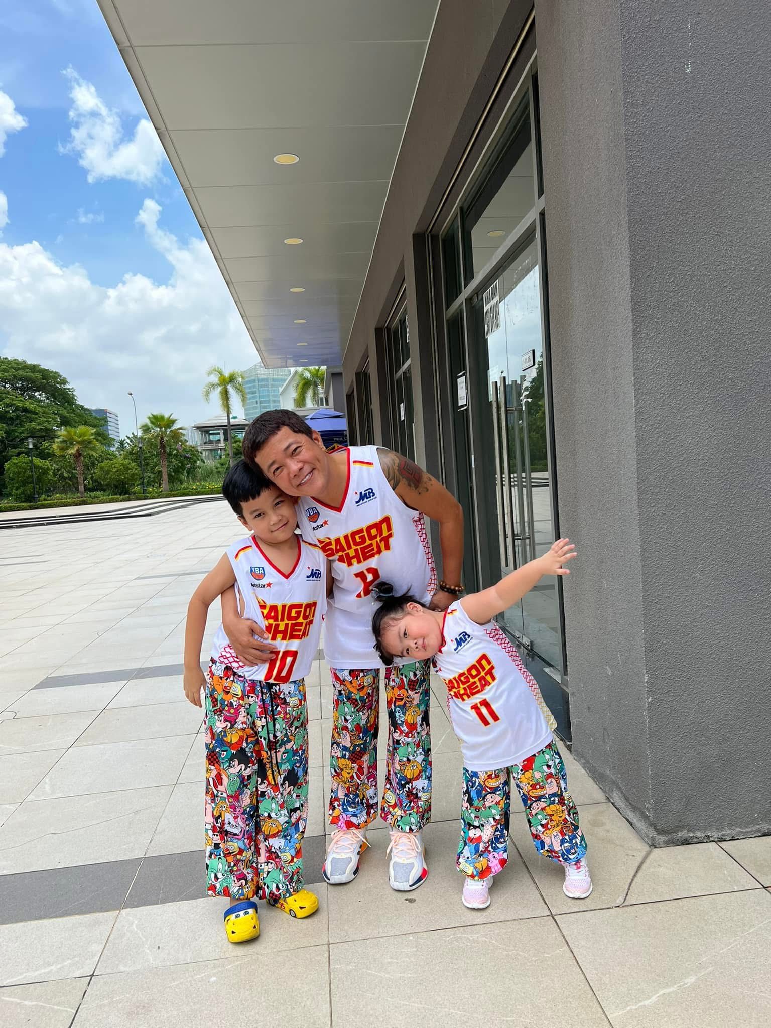 Cuộc sống của nam nghệ sĩ Việt sau 5 năm ly hôn: Dằn vặt vì con, phải lên tiếng về thông tin yêu 2 người - Ảnh 4.
