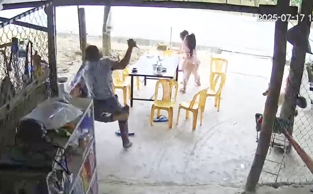 Bị vợ chửi, quay sang đâm trọng thương chủ quán nước mía- Ảnh 1.