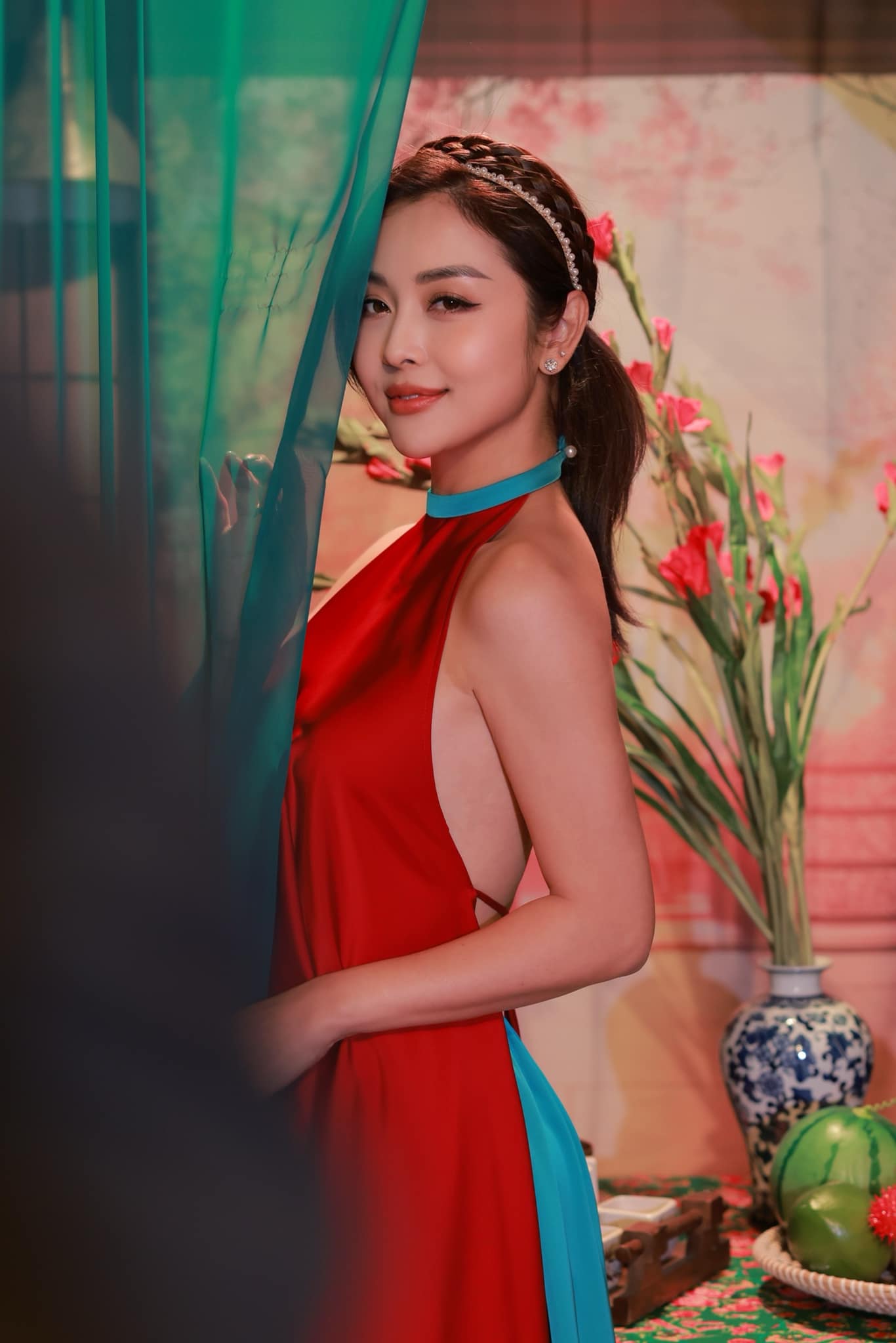Mẹ 4 con Jennifer Phạm không sợ già, thích vẻ đẹp tuổi 40 hơn thuở đôi mươi: Có mẹo chăm sóc da an toàn, khoa học đáng học hỏi- Ảnh 4.