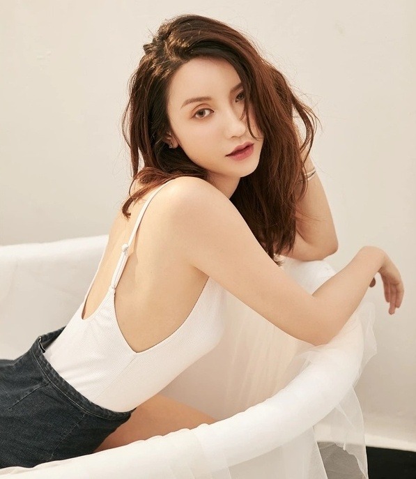 Chủ tịch Taobao ngoại t&igrave;nh với người mẫu đắt gi&aacute; 10.000 tỷ, chuyện bại lộ v&igrave; tiểu tam "kh&ocirc;ng biết điều" - Ảnh 2.