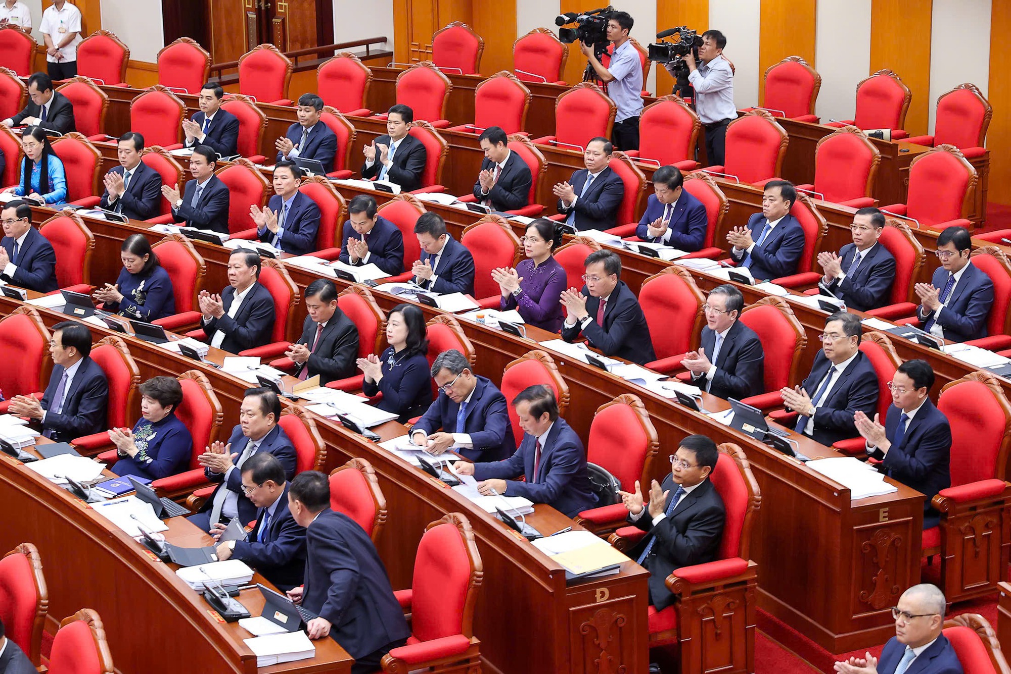 Tổng Bí thư Tô Lâm phát biểu khai mạc Hội nghị Trung ương 12- Ảnh 5.