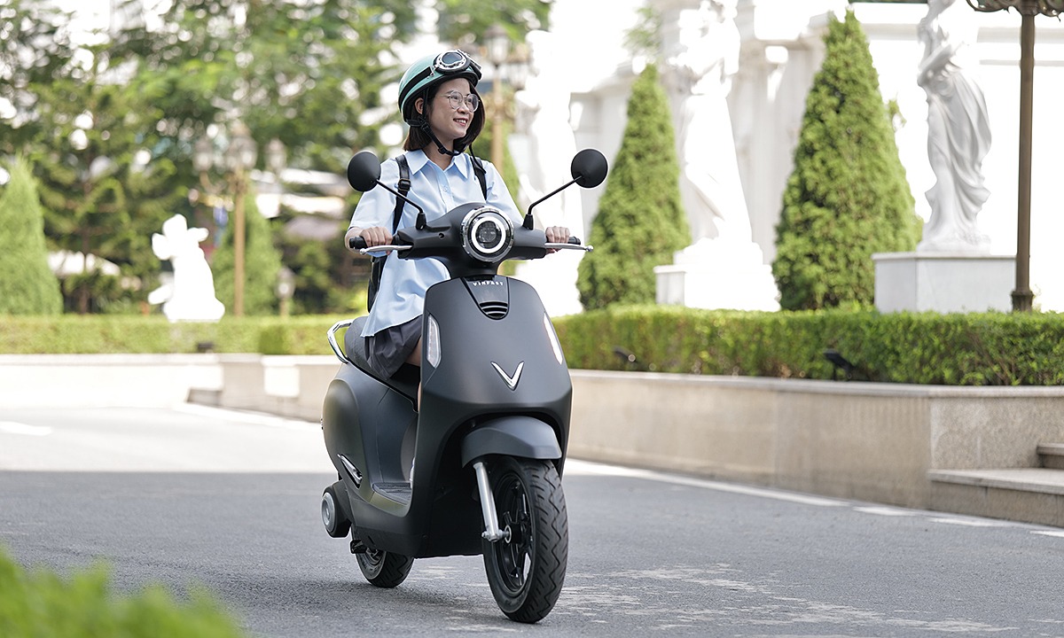 Nếu cấm xe máy xăng thật và chỉ có khoảng 20 triệu, nên mua xe máy điện nào?- Ảnh 1.
